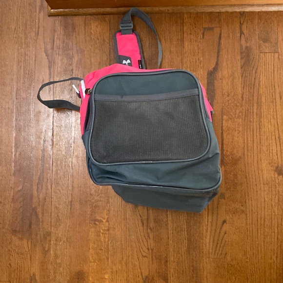 Under Armour “Storm” Large Multi Section Duffle Sports Bag W/Strap & Handles - Picture 10 of 13